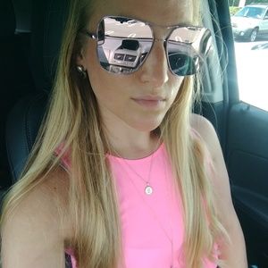 Meet your Posher, Beth